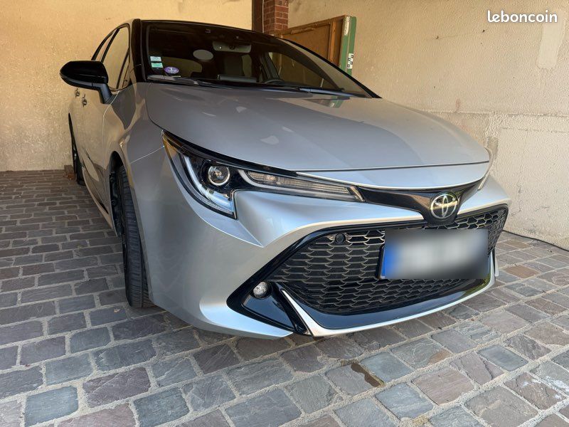 Toyota Corolla 1.8 GR toit ouvrant (image 1)