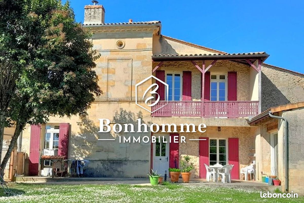 Maison 8 pièces 213 m² · à Langoiran · 213 m² · 350 000 €