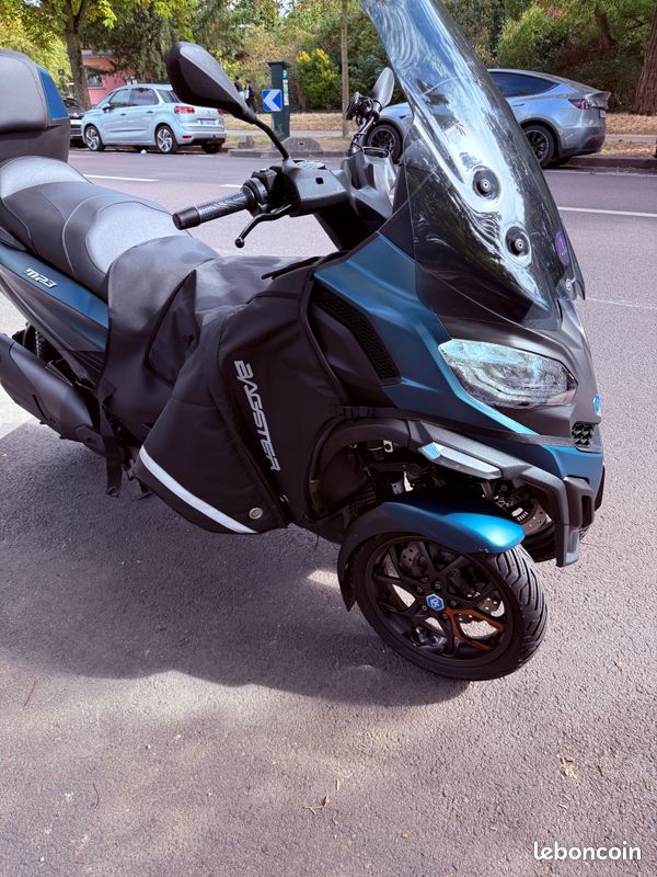 Piaggio 530 hpe 2023 (image 1)