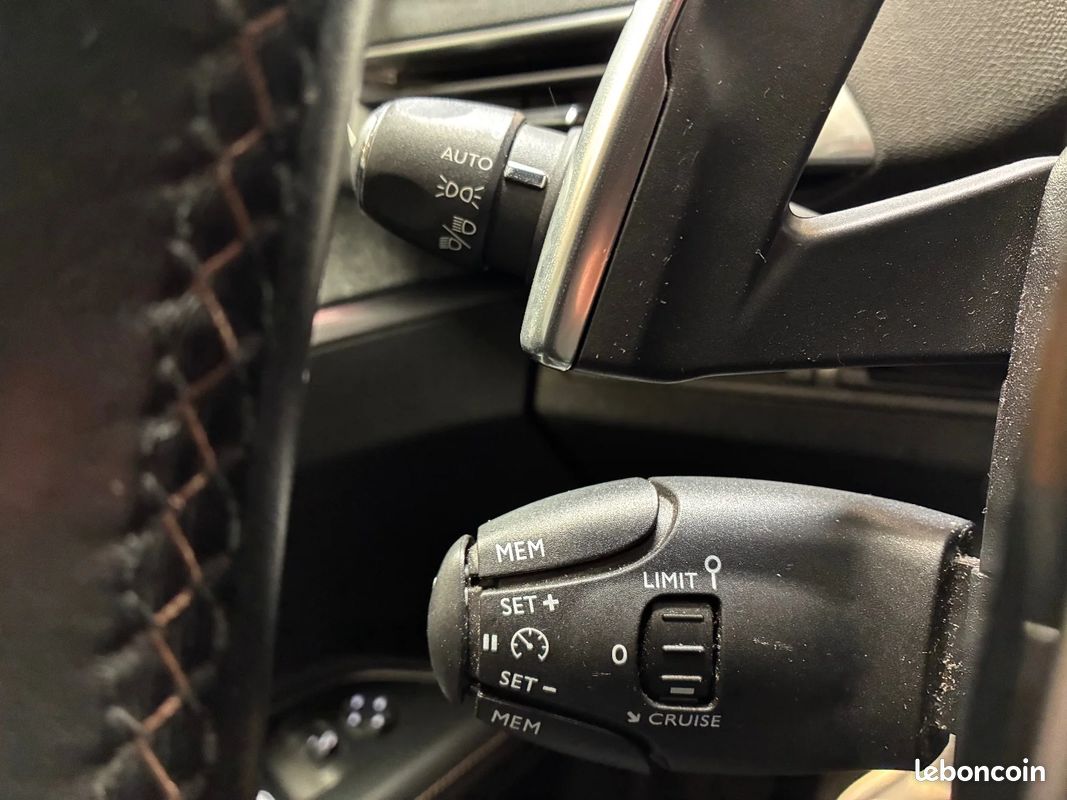 Peugeot 3008 (image 25)