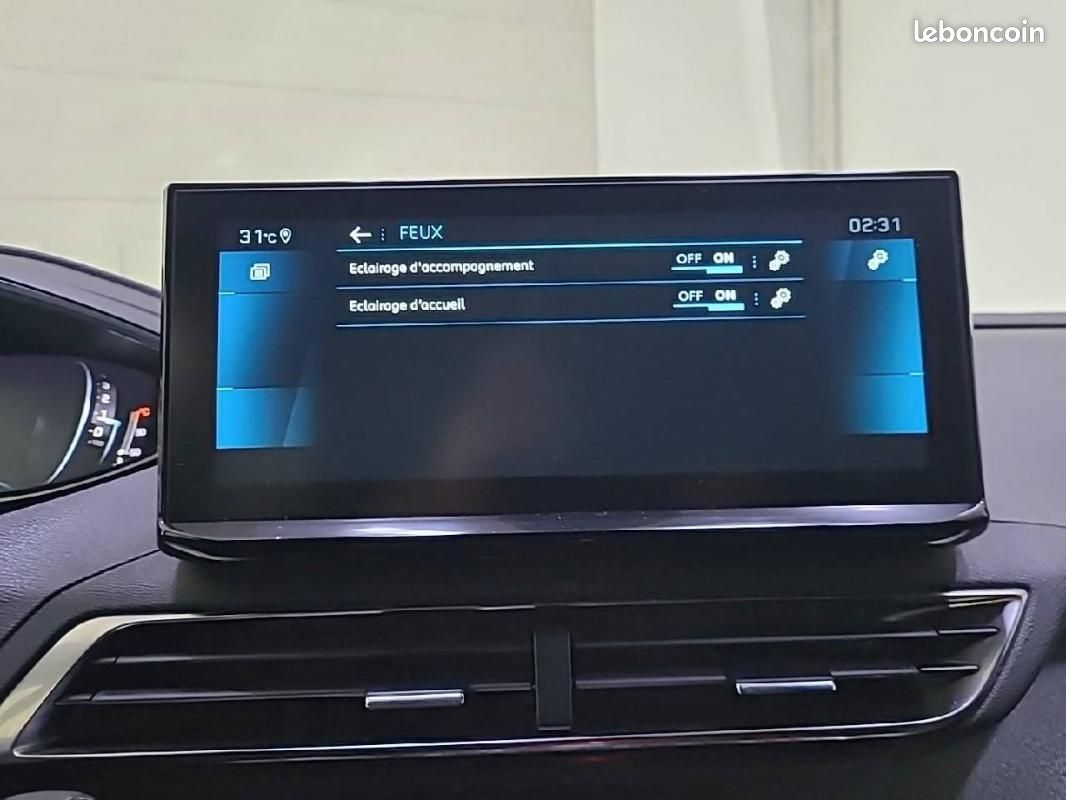 Peugeot 5008 BlueHDi 130ch S&S EAT8 - Allure Pack (image 23)