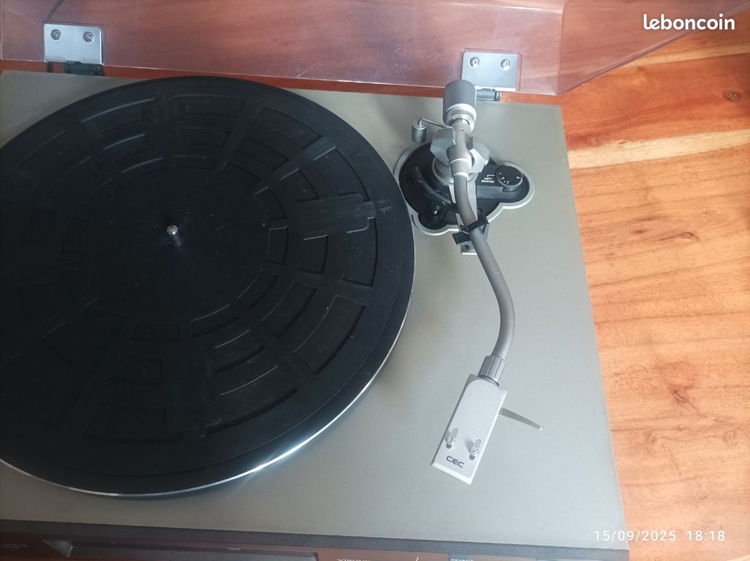 Platine vinyle CEC Visonik 8820, direct drive - Photo, audio & vidéo