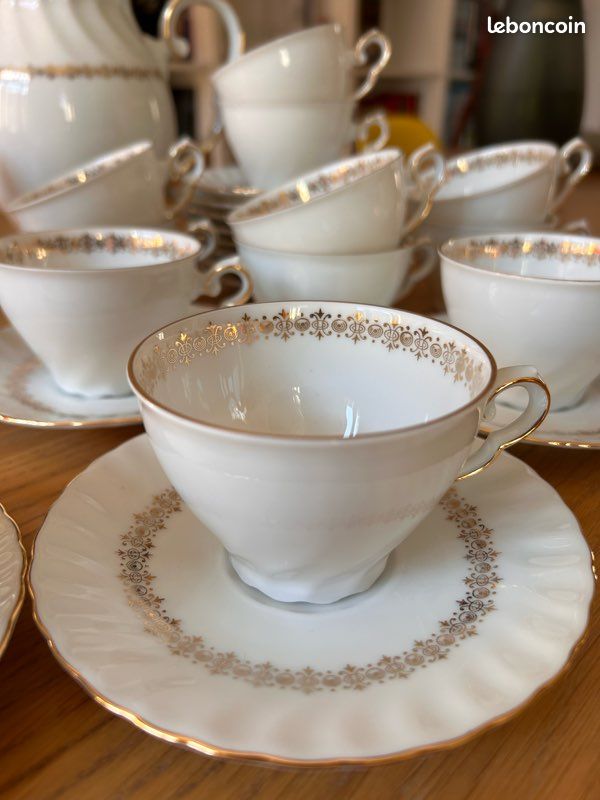 Service à café vintage doré - France