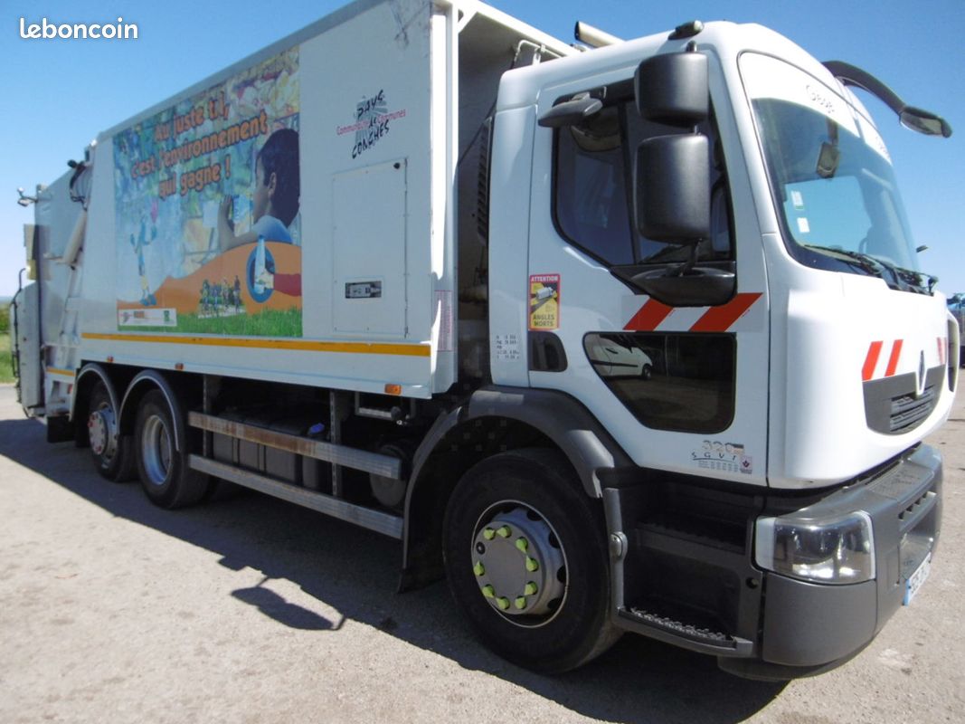 Renault Premium 320 6x2 (image 2)