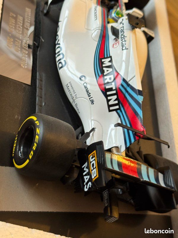 WILLIAMS FW40 MARTINI RACING #19 ABU DHABI GP 2017 F.Massa MINICHAMPS 1/18 - Modélisme WILLIAMS FW40 MARTINI RACING #19 ABU DHABI GP 2017 F.Massa MINICHAMPS 1/18 - Modélisme
