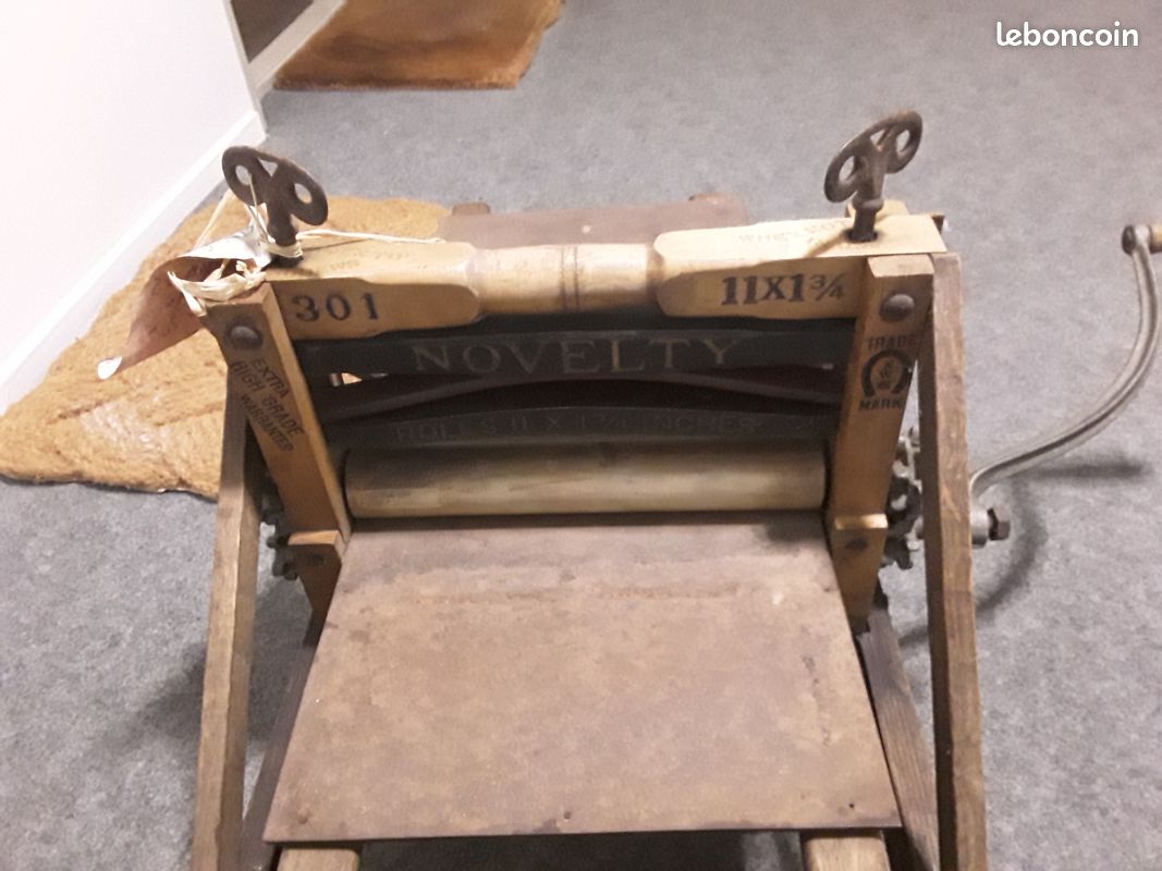 Essoreuse à Linge Ancienne Achille - Bois - USA 19e Siècle - Art Populaire