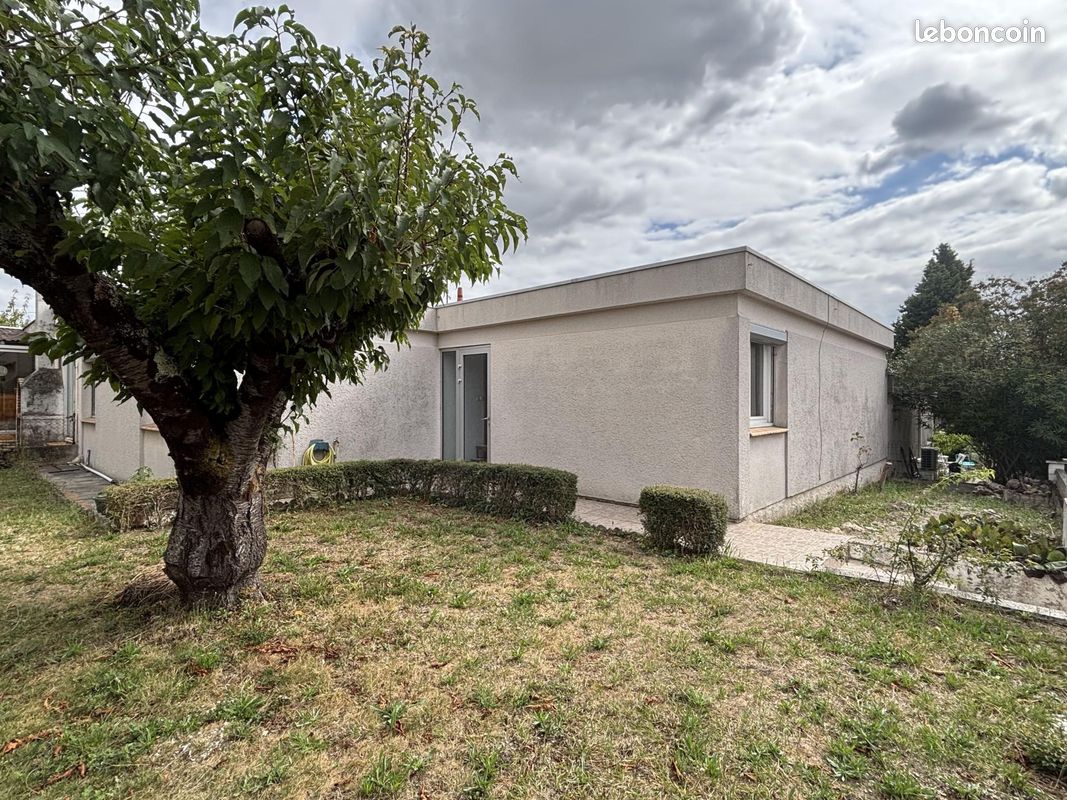 Maison 3 pièces 87 m² · à Castelnaudary · 87 m² · 880 €/mois