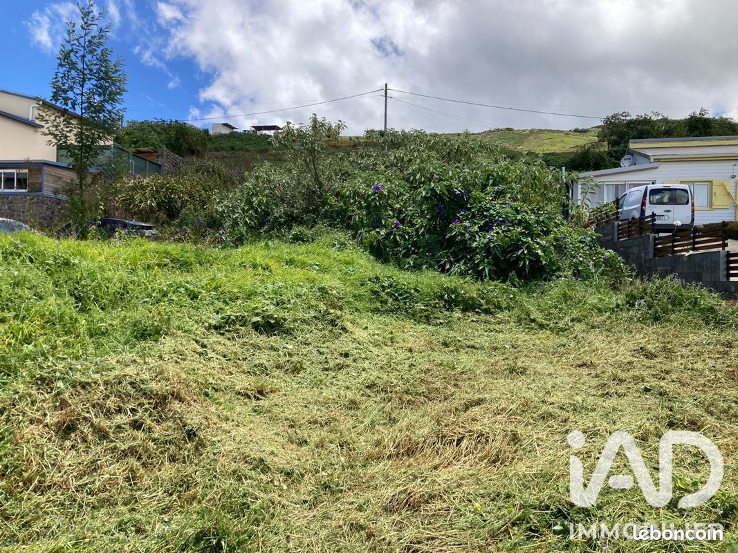 Terrain 515 m² · à Le Tampon · 515 m² · 98 000 €