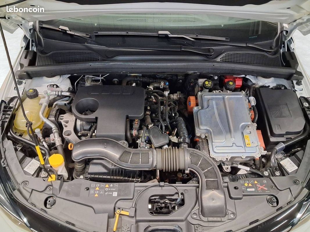 RENAULT Clio E-Tech full hybrid 145 Evolution (image 19)