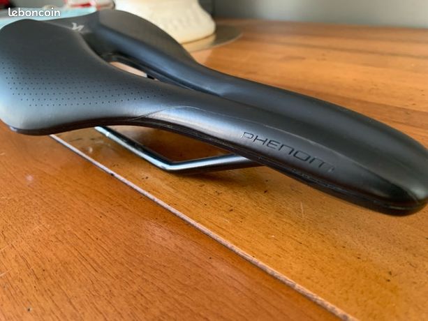 Selle power d'occasion - Équipements vélos Selle power d'occasion - Équipements vélos