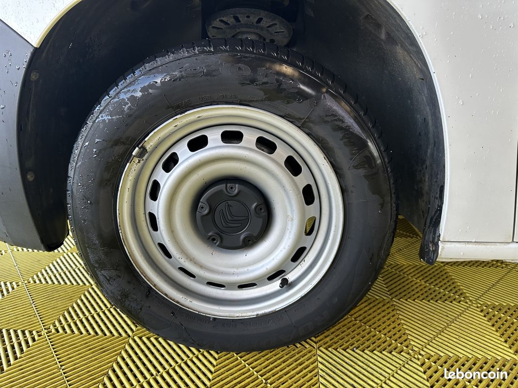 Citroen BERLINGO VAN M 650KG BLUEHDI 75 S&S CLUB (image 19)