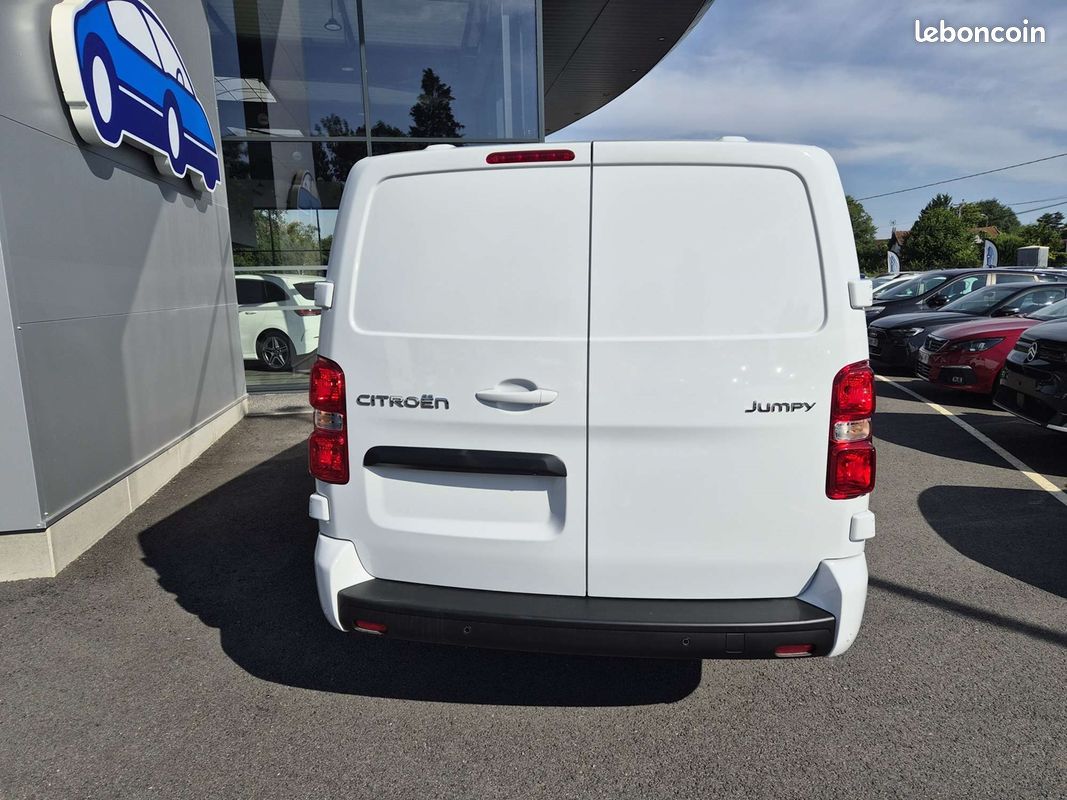 Citroen JUMPY FG XL 2.2 DIESEL 180CH CABINE APPROFONDIE FIXE AUTOMATIQUE (image 6)