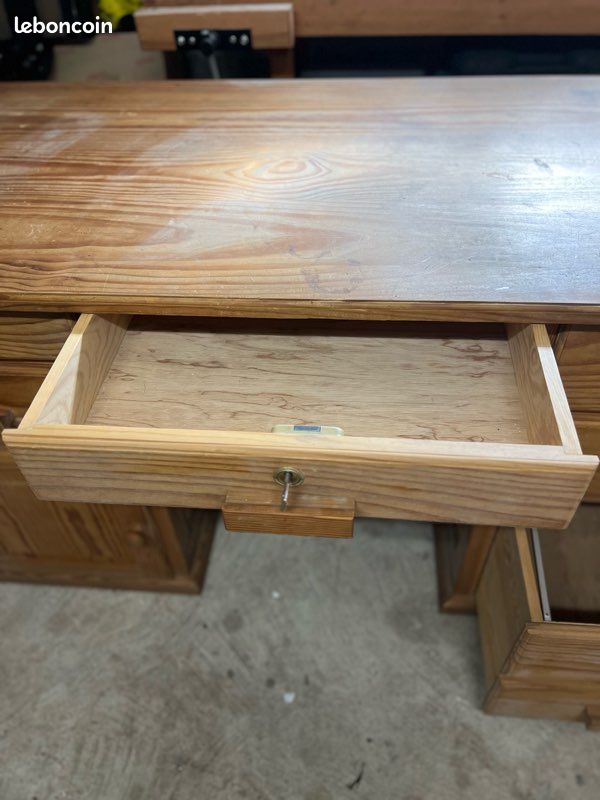 Bureau en pin (image 4)