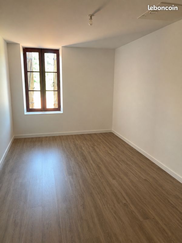 Appartement 2 pièces 35 m² · à Parthenay · 35 m² · 420 €