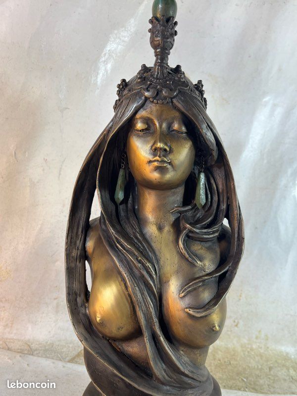 ART NOUVEAU. GRAND Encrier Bronze doré Dame au Miroir. Décor Floral