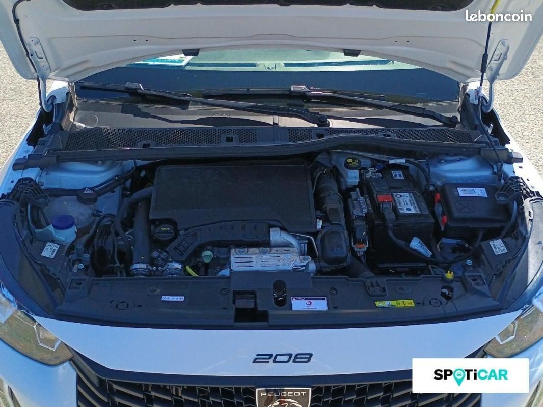 Peugeot 208 PureTech 100 S&S BVM6 Active (image 12)