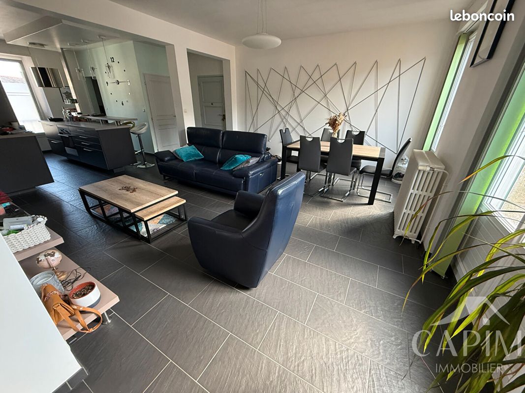 Appartement 3 pièces 83 m² · à Fougères · 83 m² · 167 000 €