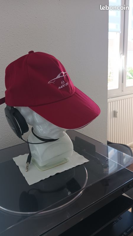 Casquette de sport brodée RULER
