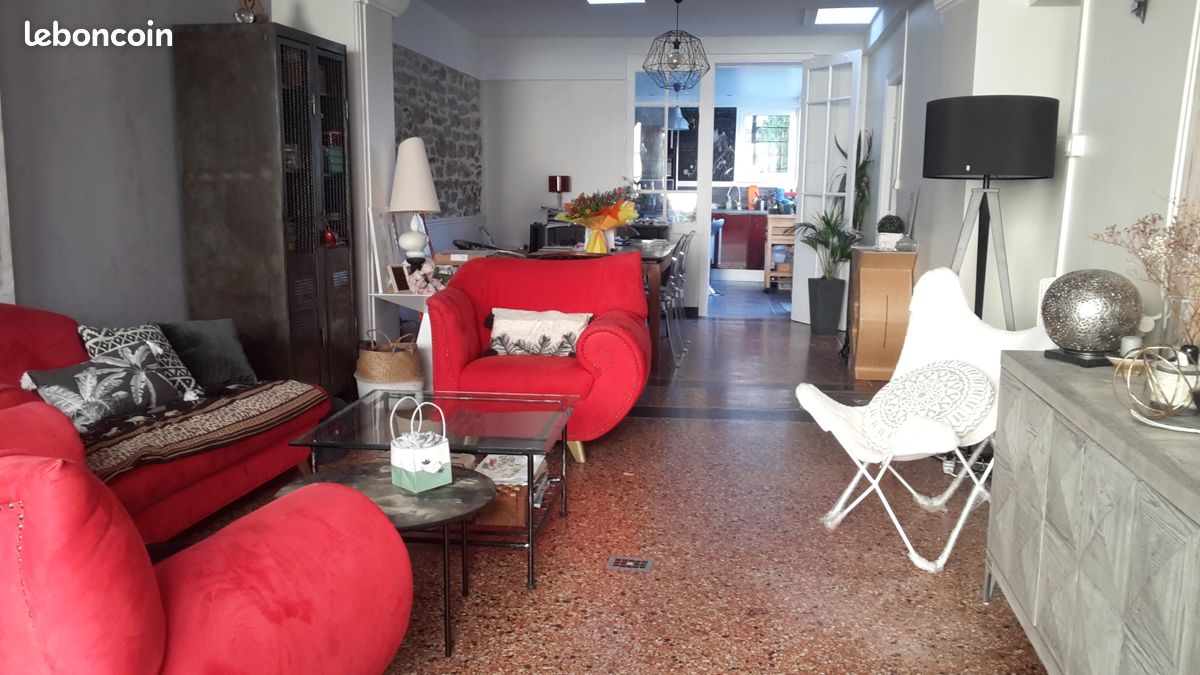 Maison 6 pièces 130 m² · à Montluçon · 130 m² · 750 €