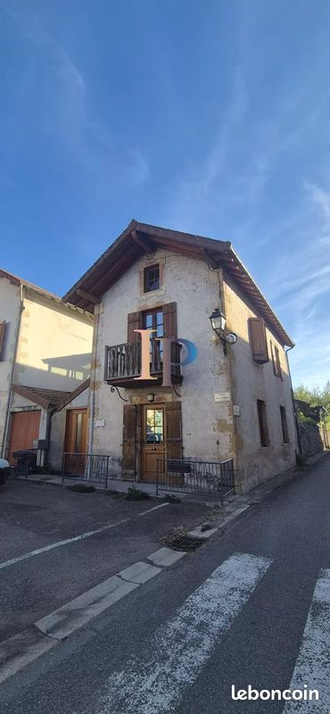 Appartement 3 pièces 100 m² · à Châteauneuf · 100 m² · 490 €/mois