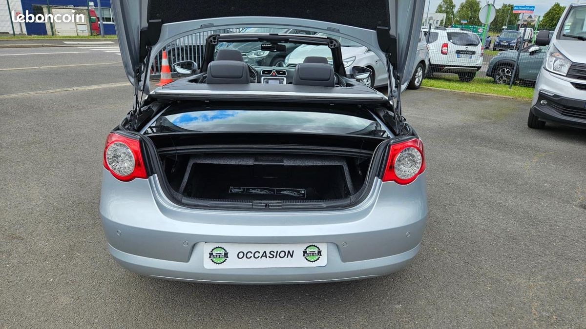 Volkswagen Eos 2.0 16S TDI 140 CR FAP Sportline (image 9)