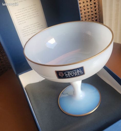 Coupe en cristal de Sèvres (image 1)