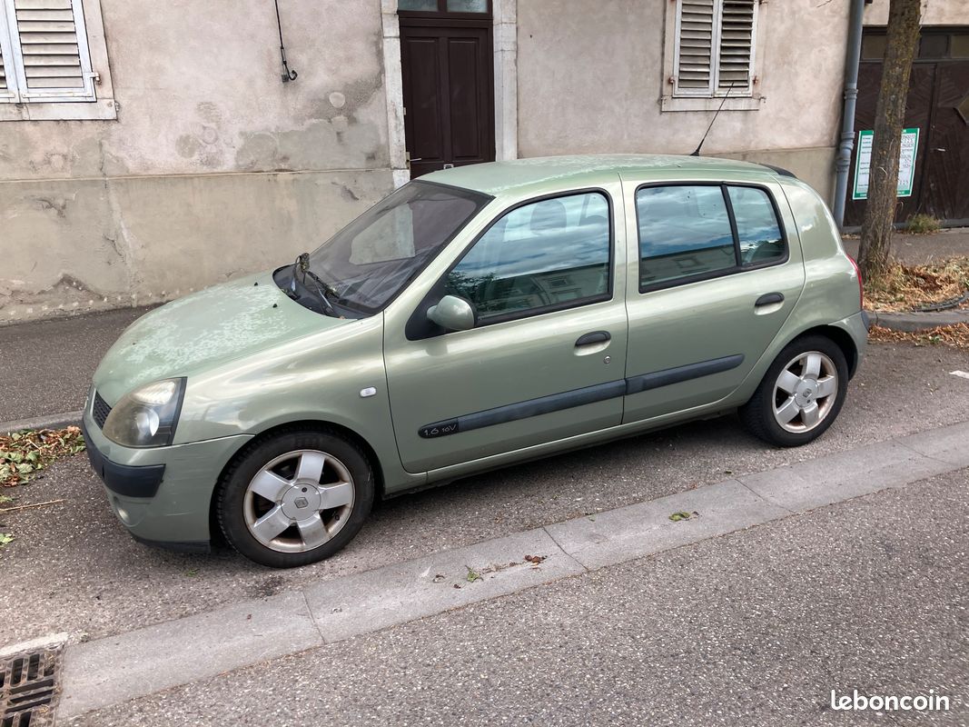 Clio 1.6 16v 110 ch privilege (image 1)
