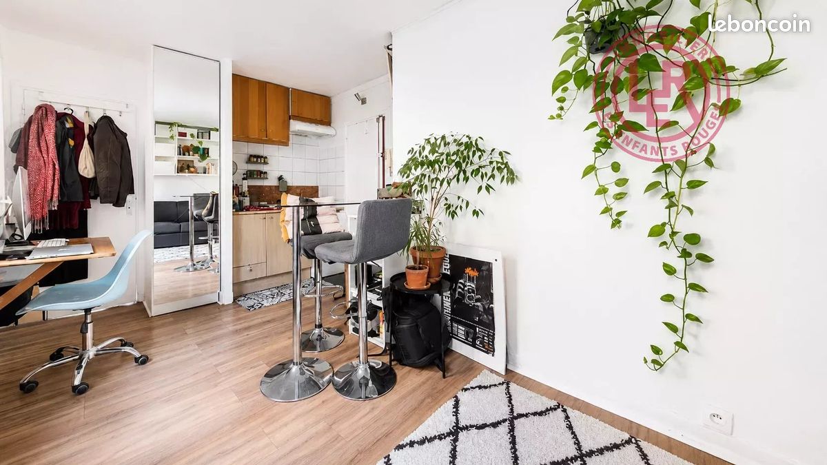 Appartement 1 pièce 17 m² · à Paris · 17 m² · 180 000 €