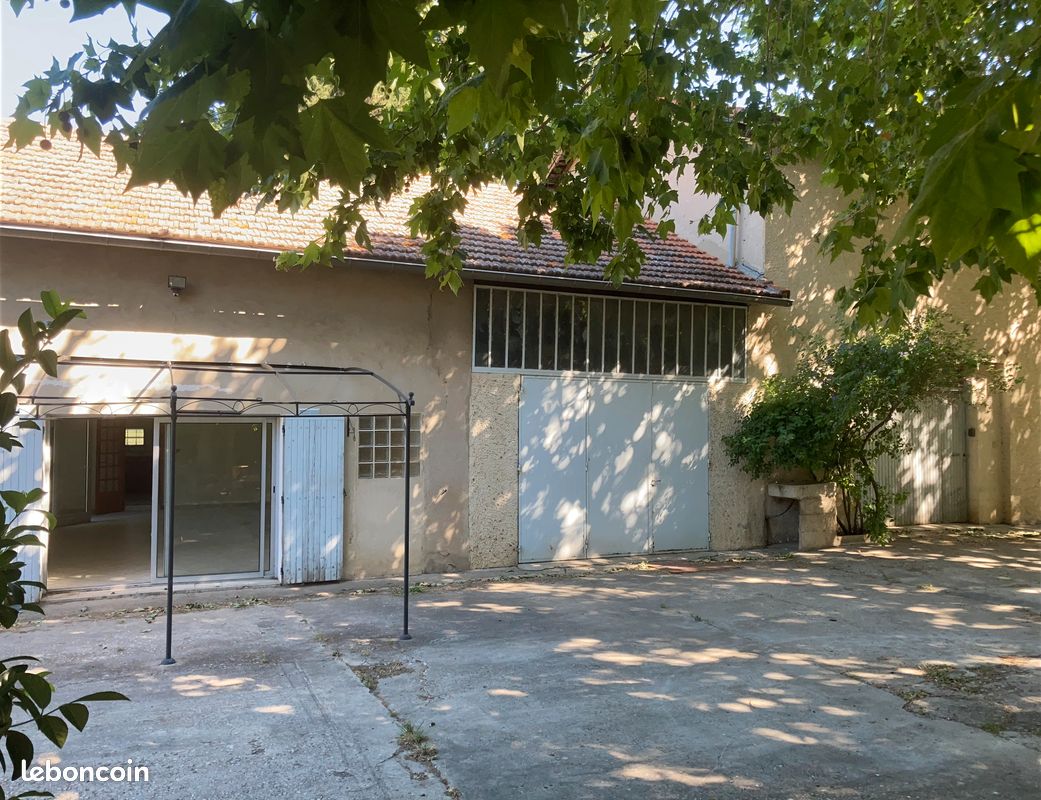 Maison 4 pièces 90 m² · à Avignon · 90 m² · 230 000 €