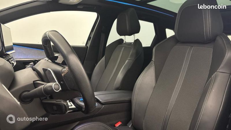 Peugeot 3008 HYBRID 225ch GT e-EAT8 (image 12)