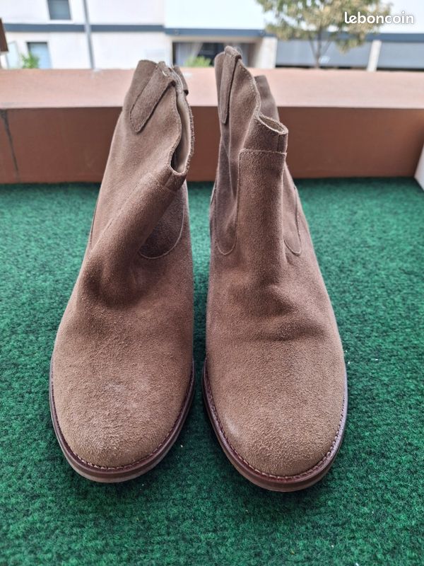 Bottines femme effet daim taupe – Taille 41 – Neuves
Descripti (image 2)