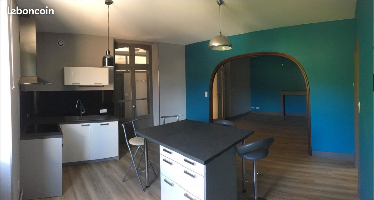Appartement 4 pièces 75 m² · à Decazeville · 75 m² · 525 €