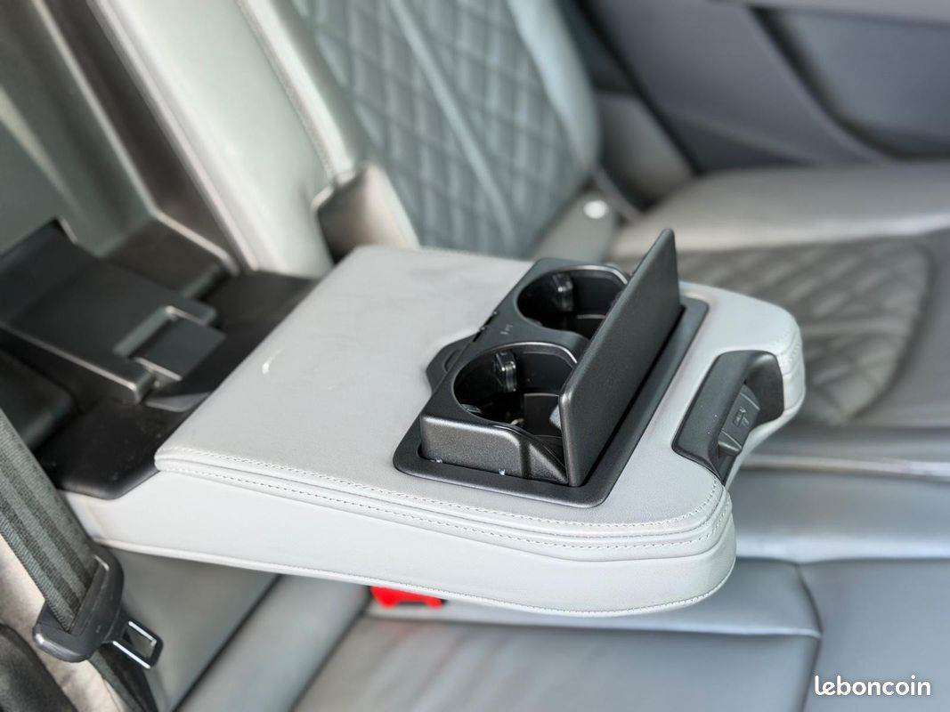 Audi Q7 50 TDI quattro 284 CH- Apple CarPlay- Boule de remorquage-Sièges sport (image 24)
