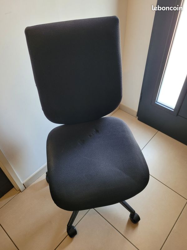 Bureau et chaise de bureau (image 4)