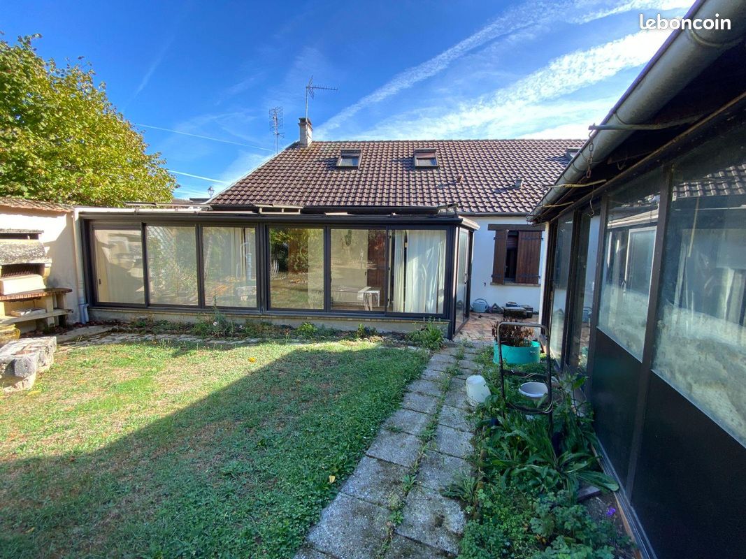 Maison 4 pièces 116 m² · à Lèves · 116 m² · 228 800 €