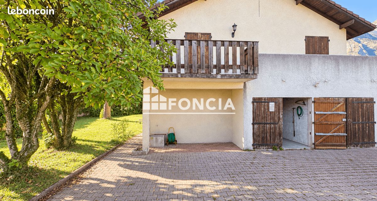 Maison 6 pièces 150 m² · à Crolles · 150 m² · 511 000 €