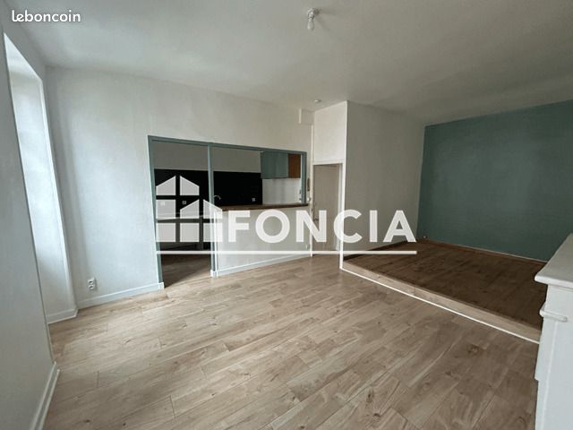 Appartement 3 pièces 72 m² · à Rochefort · 72 m² · 685 €