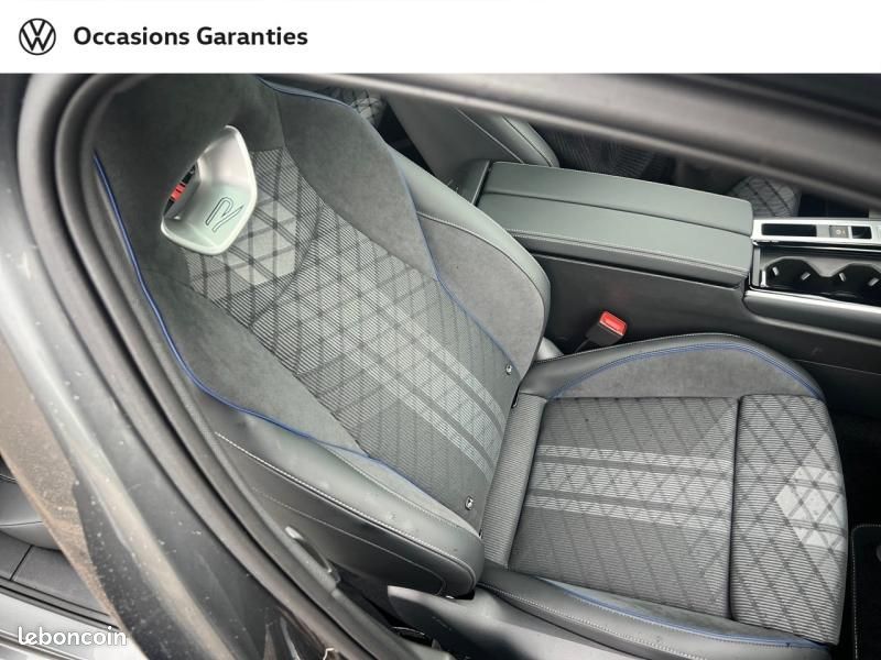 Volkswagen Passat SW 2.0 TDI EVO 150ch R-Line DSG7 (image 19)