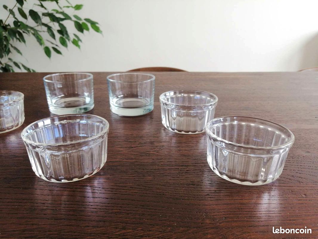 LOT DE 9 RAMEQUINS VERRE BLANC VINTAGE ARCOPAL FRANCE 1970 OPALINE ART DÉCO