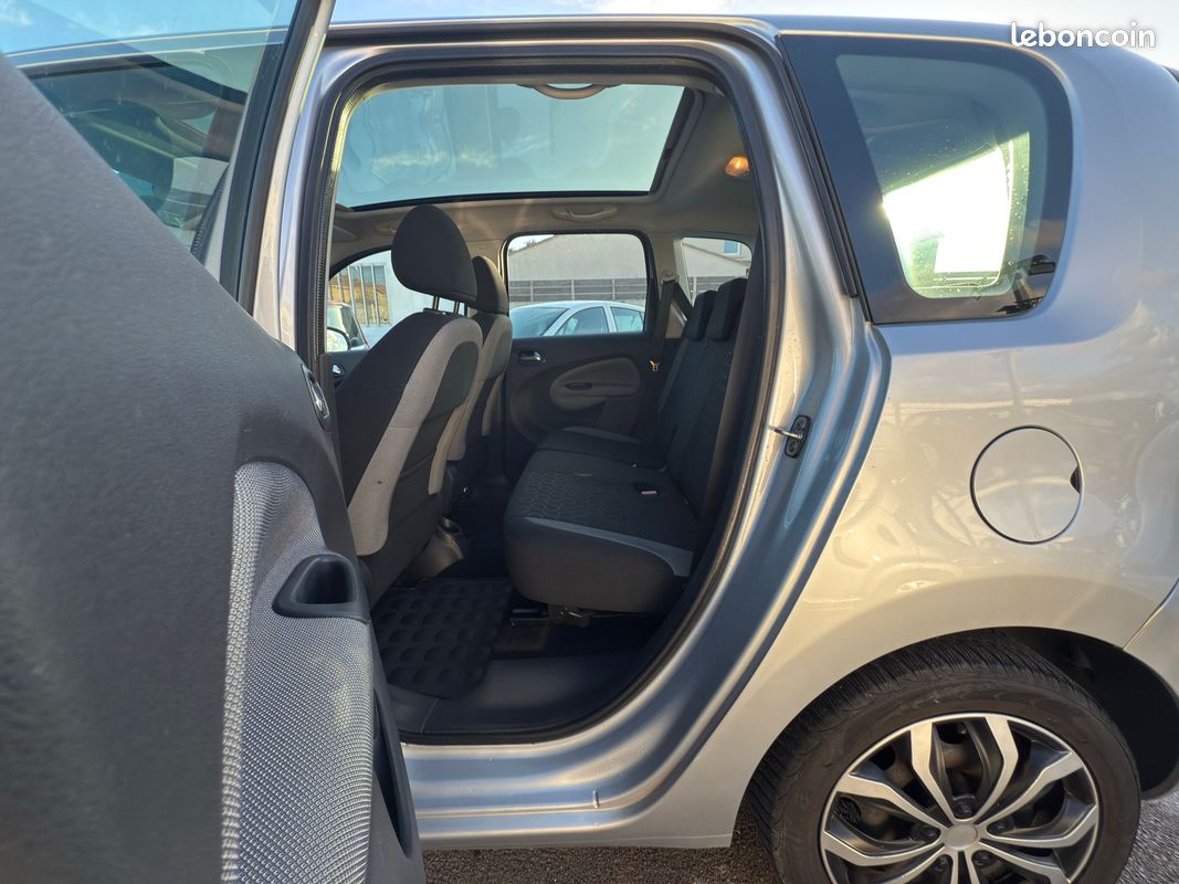 CITROËN C3 Picasso 1.6 HDi 90 cv* Finition Confort/1er Main/Toit panoramique (image 5)