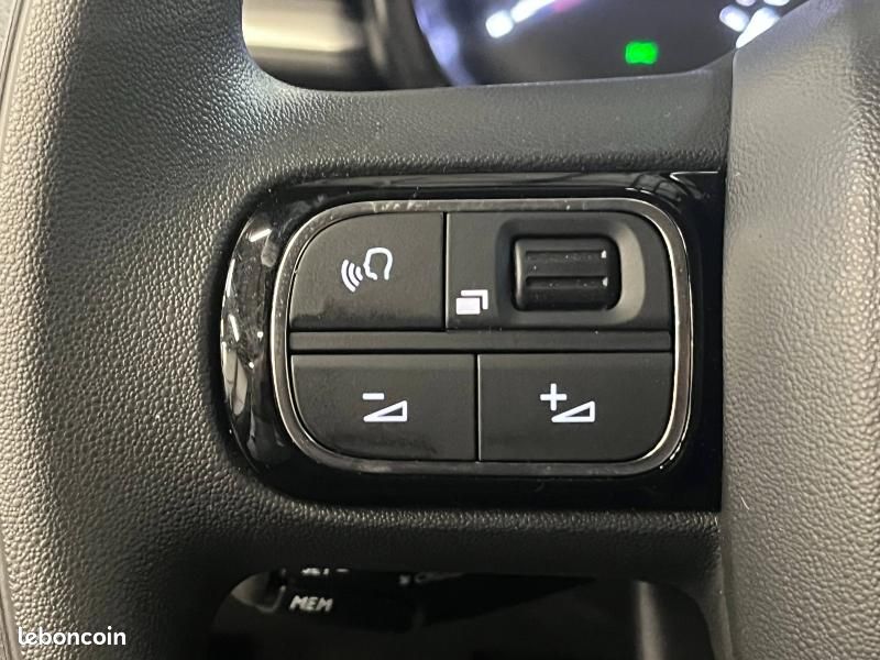 Citroen C3 Essence 83 PLUS Radar Recul CarPlay Clim Auto Régulateur 1ère main (image 21)