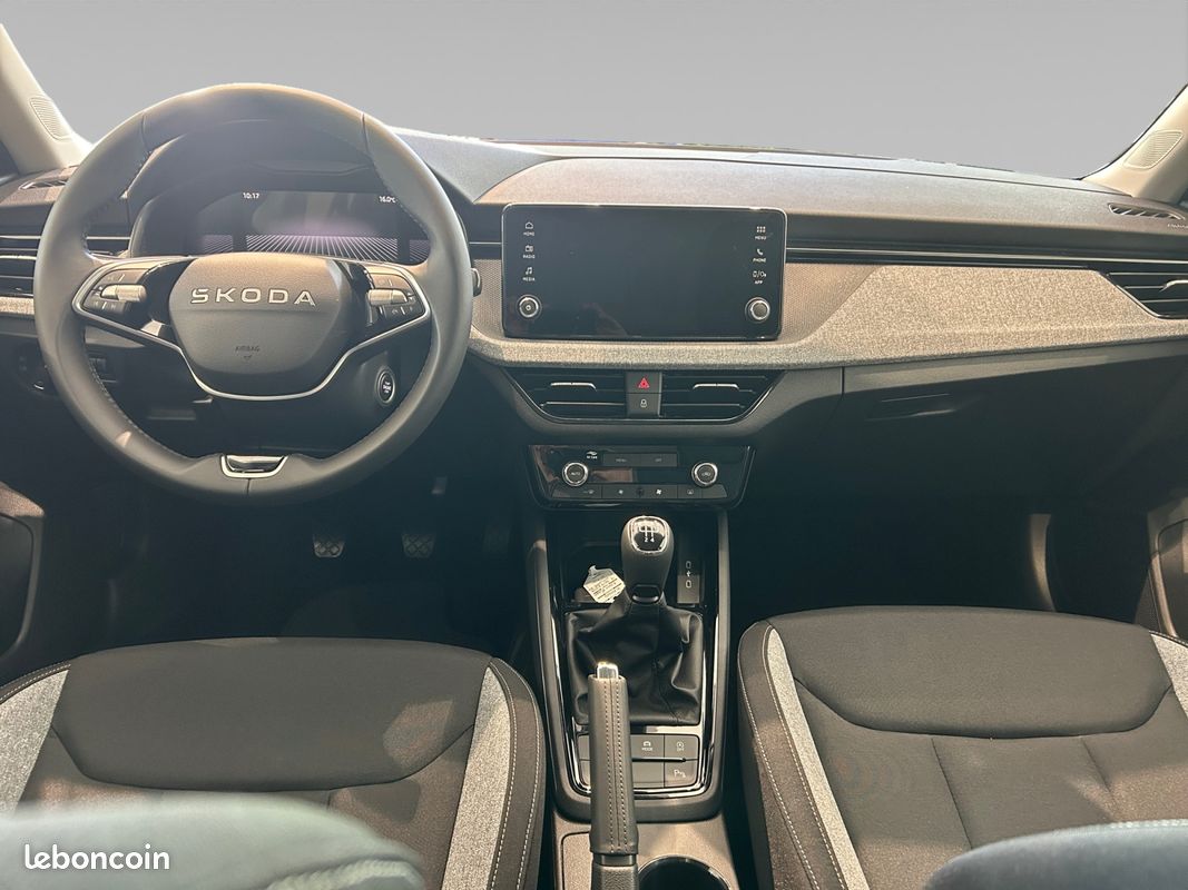 SKODA Kamiq 1.0 TSI Evo 2 95 ch BVM5 Selection (image 10)