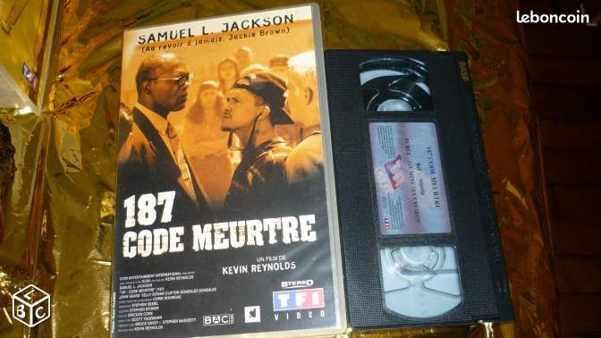 VHS : 197 CODE MEURTRE - 2e vie (image 1)
