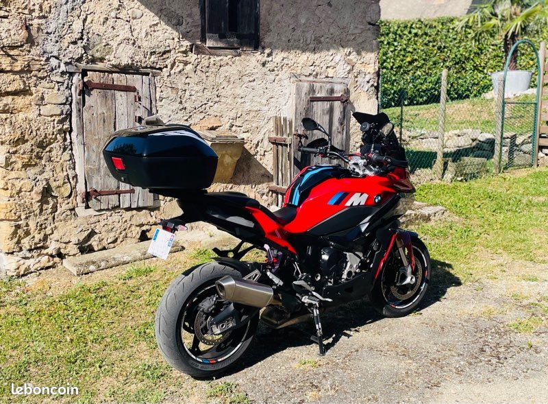 BMW S1000XR – 2023 – 23 000 km – Full Options – Entretien BMW (image 3)