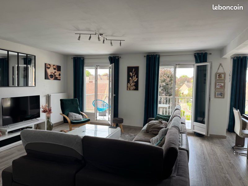 Appartement 5 pièces 103 m² · à Petit-Couronne · 103 m² · 179 000 €