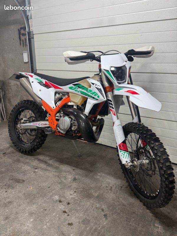 Ktm 250 exc six days 2021 (image 1)