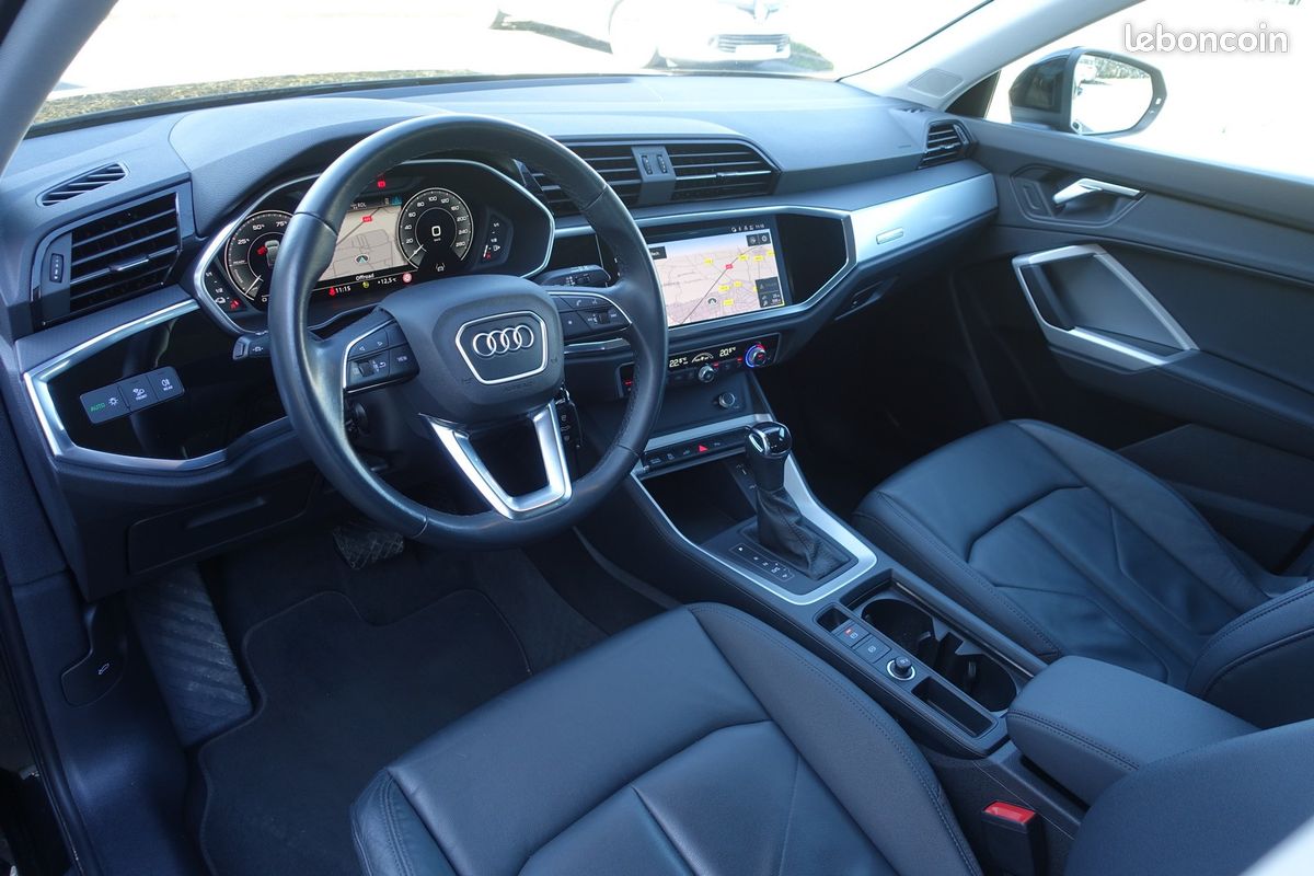 Q3 Sportback 45 Tfsi e S-Tronic 245ch Hybride Rechargeable Virtual cockpit/Cuir chauffants/Caméra/Hayon électrique/1*Main/Garantie 12 mois (image 10)