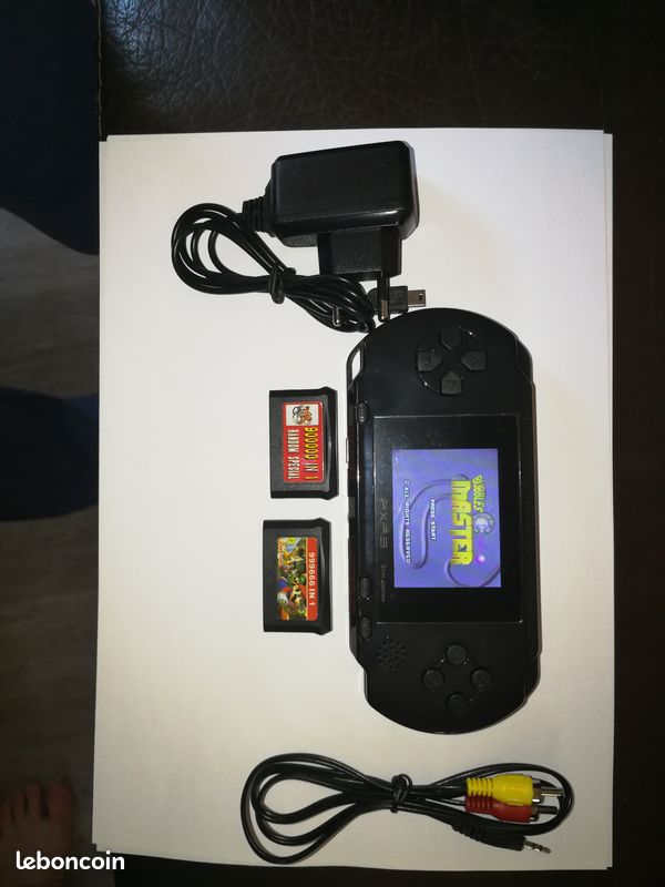 Vend Console de jeux PXP3 avec 2 jeux, chargeur et câbles (image 1)