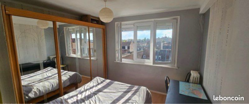 Appartement 5 pièces 71 m² · à Lille · 71 m² · 480 €