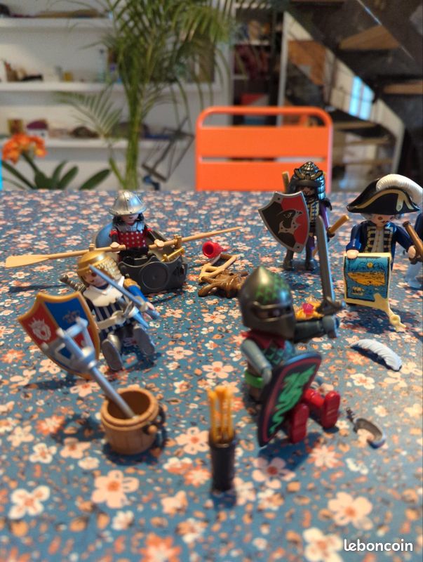 Lot playmobil Pirates et Chevaliers (image 2)